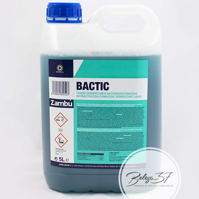 recipiente plástico branco com líquido desinfetante BACTIC e tampa azul