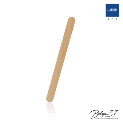 Espátula de madeira clara lisa com cantos arredondados