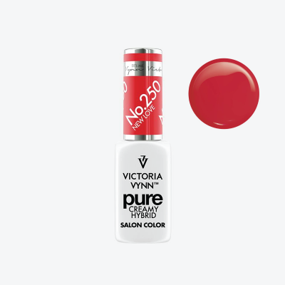 Frasco de esmalte de unhas vermelho da marca VICTORIA VYNN Pure Creamy Hybrid.