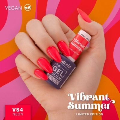 Frasco de verniz de unhas Andreia GEL POLISH VS4 Neon segurado por mão com unhas vermelhas.