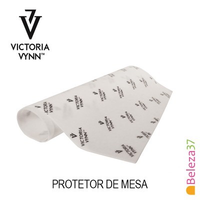 Protetor de mesa branco em rolo com logo VICTORIA VYNN em preto