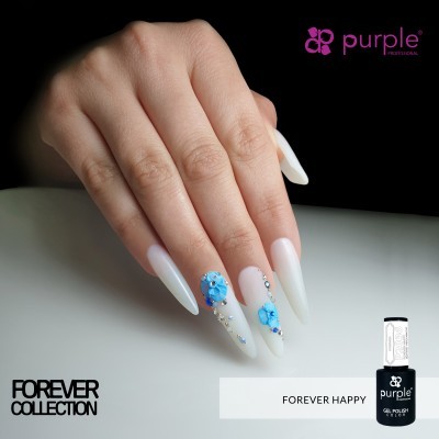 Mão com unhas brancas foscas decoradas com flores azuis e verniz gel Purple Professional