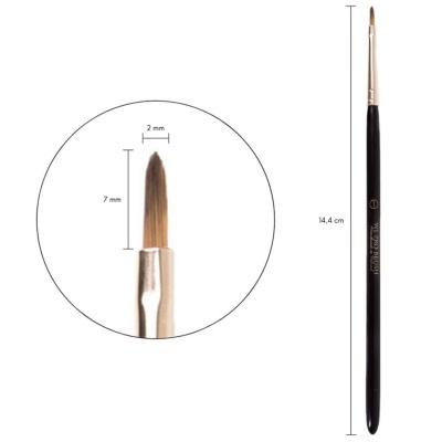 Pincel de pintura fino com cabo preto e medições mostradas no fundo branco