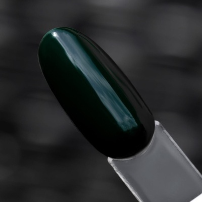 Amostra de unha artificial verde escuro brilhante