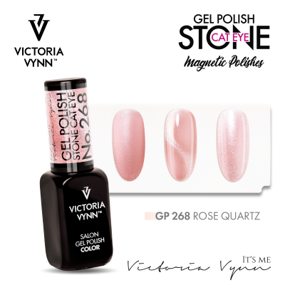 Esmalte gel Victoria Vynn cor rose quartz com três exemplos em unhas artificiais.