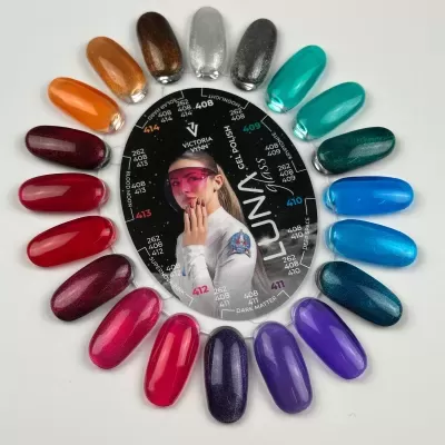 Amostra circular de diferentes cores de esmaltes UNNA Gel Polish com cartão central