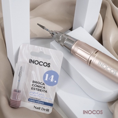 Broca cónica estreita número 14 da INOCOS com máquina de unhas rosada