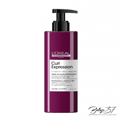 Frasco roxo de creme para cabelo L'Oréal Curl Expression com doseador preto