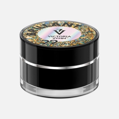 Pote preto com tampa decorada e texto Victoria Vynn