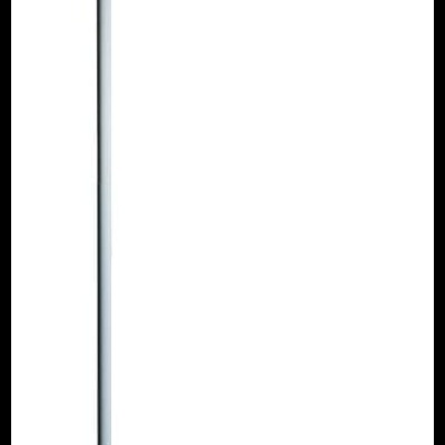 Candeeiro de pé branco com haste fina e arco curvado