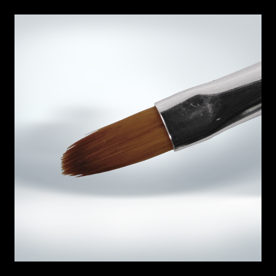 Pincel com cerdas castanhas e cabo prateado