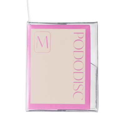 Produto para unhas PODODISC tamanho M em embalagem transparente com rótulo rosa e branco