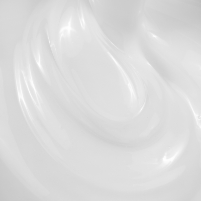 close-up de gel branco brilhante e espesso com texto SAUTE NAILS