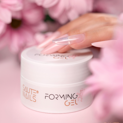 Frasco branco de gel para unhas SAUTE NAILS com mão e flores cor-de-rosa