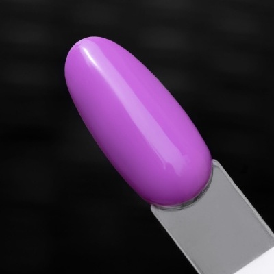 amostra de esmalte rosa em paleta transparente