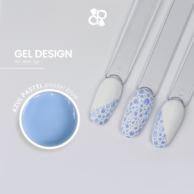 Gel para unhas azul pastel com design de bolinhas azuis em unhas artificiais