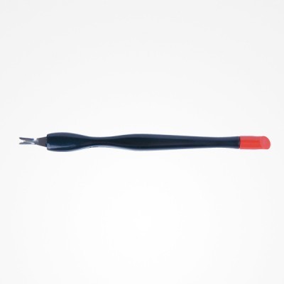 Ferramenta com cabo preto e ponta metálica vermelha em fundo branco