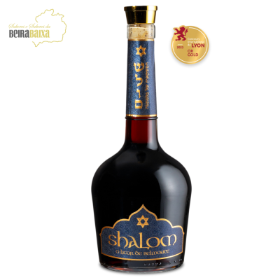 Garrafa de licor Shalom com rótulo azul escuro e dourado