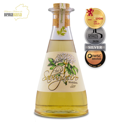 Garrafa de licor Flor de Sabugueiro da Serra da Estrela com tampa de cortiça e rótulo ilustrado