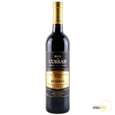 Garrafa de vinho tinto Qinta dos Currais Reserva com rótulo preto e dourado