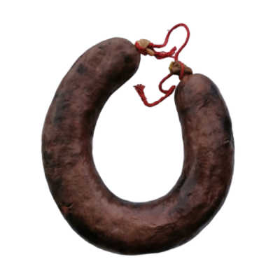 Chouriço castanho escuro em ferradura com cordas vermelhas nas extremidades