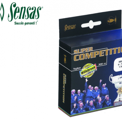 Embalagem de linha de pesca super competition da Sensas em azul e preto com imagem de troféu e grupo de pessoas