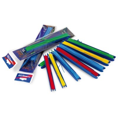 Varetas de enrolar tabaco de várias cores em pacotes transparentes