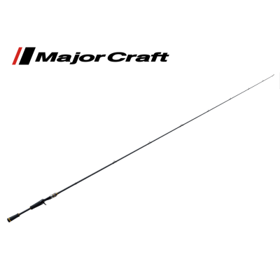 Cana de pesca Major Craft preta com detalhes dourados e logotipo