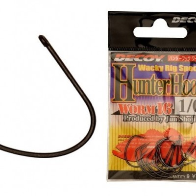 Anzol de pesca preto e embalagem da marca Decoy Hunter Hook