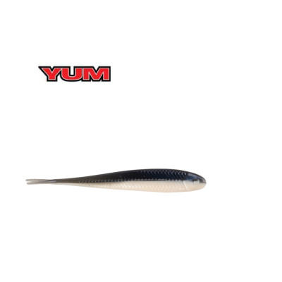 Isca de pesca artificial preta e branca da marca YUM sobre fundo branco