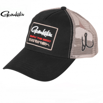 Boné trucker preto com rede bege e etiqueta Gamakatsu