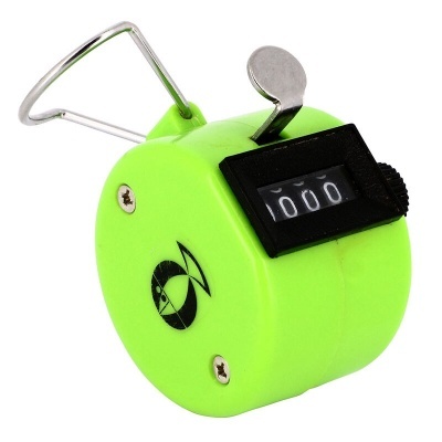 Contador manual mecânico verde com visor mostrando 000