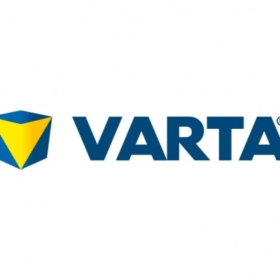 Logótipo da marca VARTA com símbolo geométrico amarelo e azul