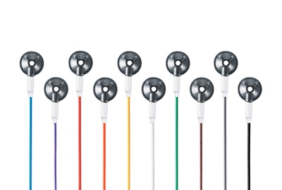 Dez microfones pequenos com cabos coloridos e base branca