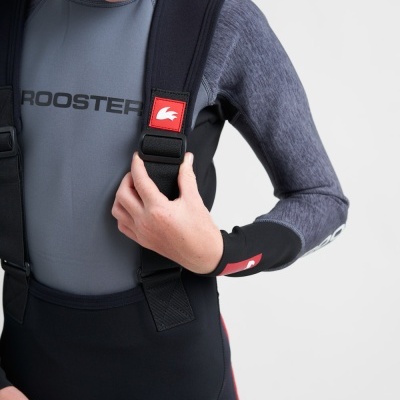 Fato de neoprene cinza e preto com alças e logótipos vermelhos