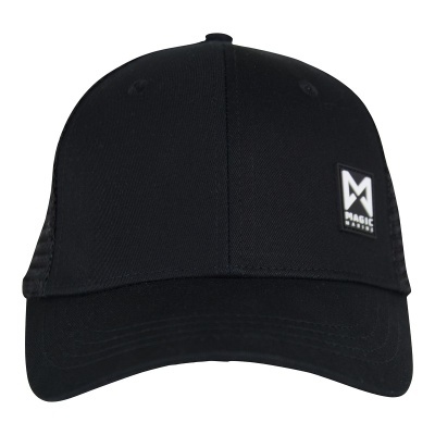 Boné preto com etiqueta Magic