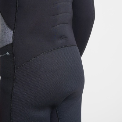 Parte traseira de fato de neoprene preto com costuras e logótipo