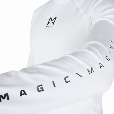 Camisola branca de manga comprida com texto preto