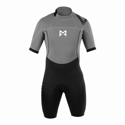 Fato de mergulho de neoprene cinza e preto com mangas curtas