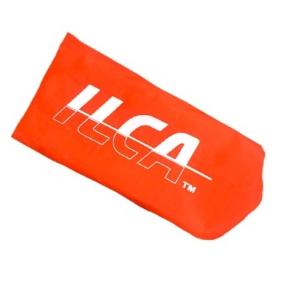 Estojo vermelho com logótipo ILCA™ em branco