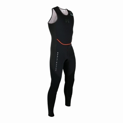 Fato de neoprene preto com colete e pernas compridas com detalhes vermelhos e texto branco
