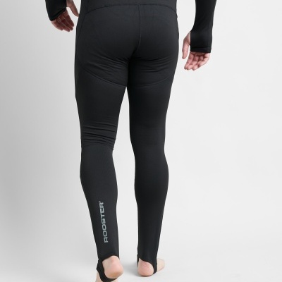 Leggings pretas com alças para os pés e texto ROOSTER em branco