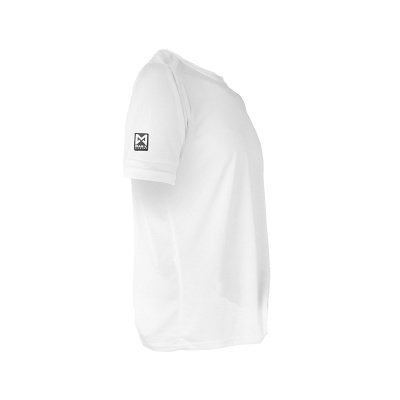 Camisola branca de manga curta vista de lado com logótipo na manga