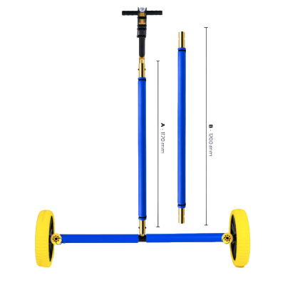 Veículo de equilíbrio azul com rodas amarelas e manípulos pretos