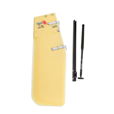 Conjunto de quilha de asa amarela com ganchos metálicos e duas peças negras longas