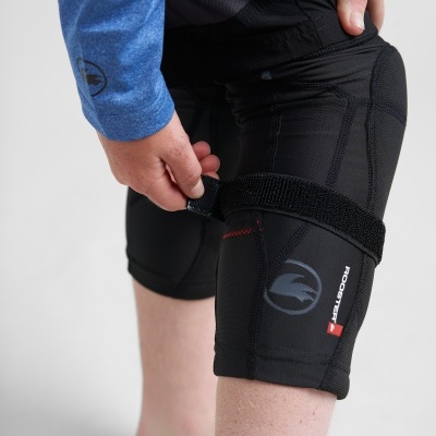 Perneira preta ajustável ROOSTER