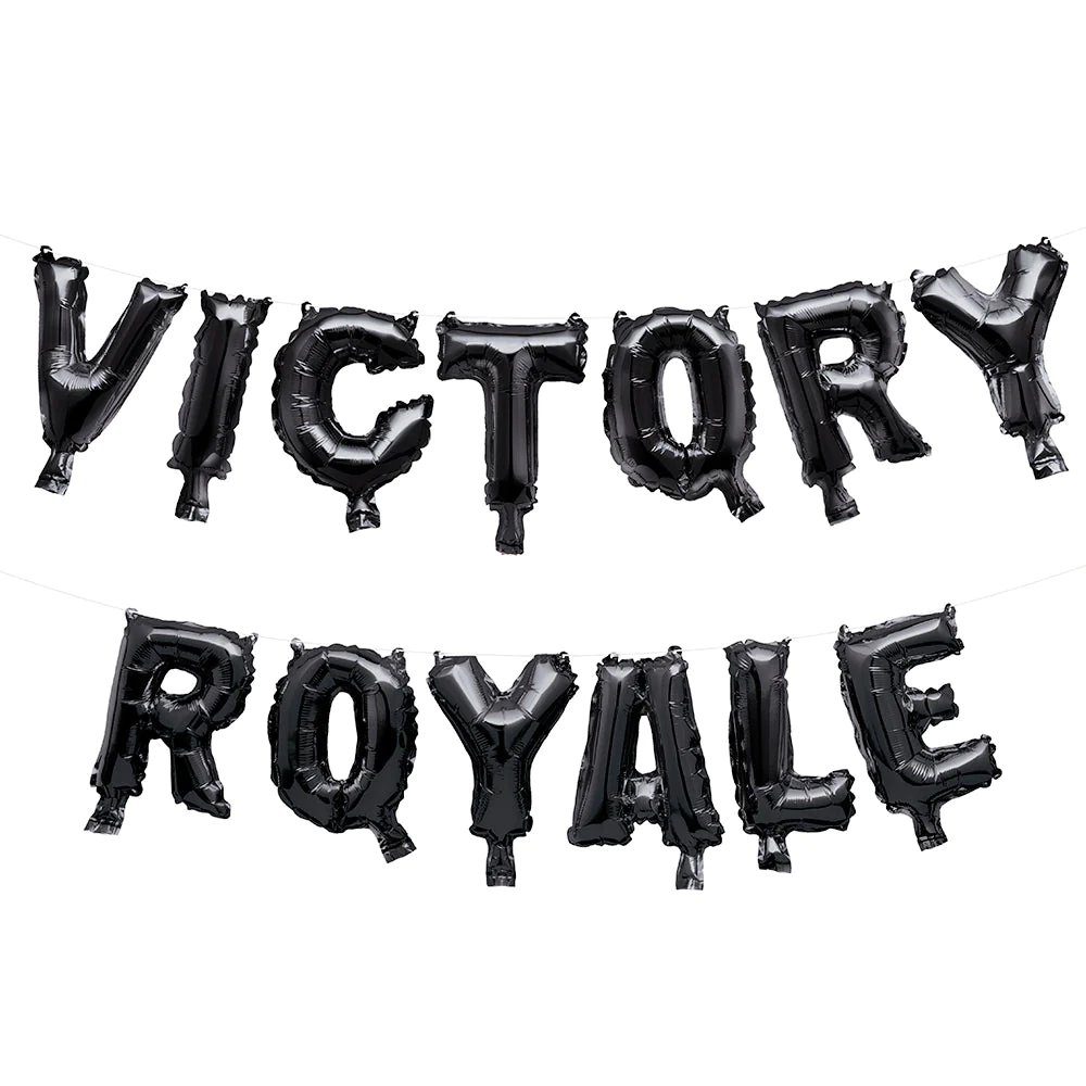 Balões de letras pretas com as palavras VICTORY ROYALE
