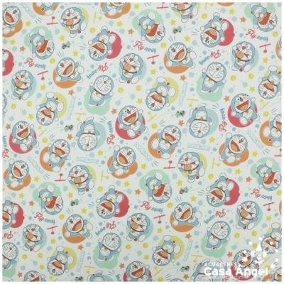 Papel de embrulho Doraemon com padrão colorido e textos