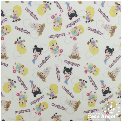 Papel de embrulho branco com desenhos coloridos de bonecas e texto Barriguitas