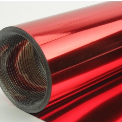 Rolo de película adesiva vermelha metálica brilhante